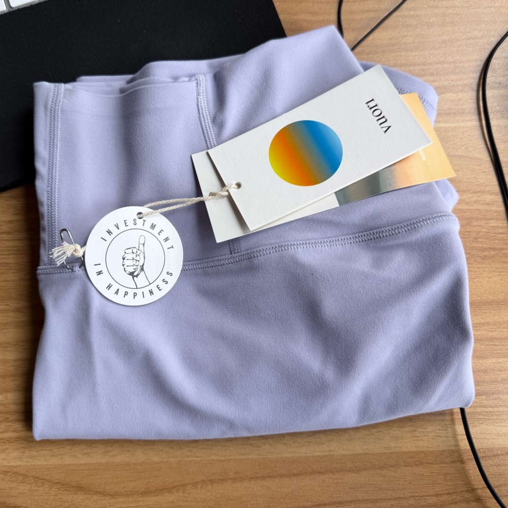 Vuori AllTheFeels™ Short 4" Size XL - Picture 3 of 8